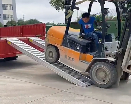 南川铝合金梯子的安全问题必须高度重视